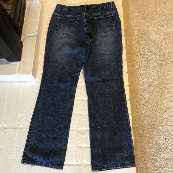 Blue Jeans • Newport News • Size 16 - Picture 2 of 3